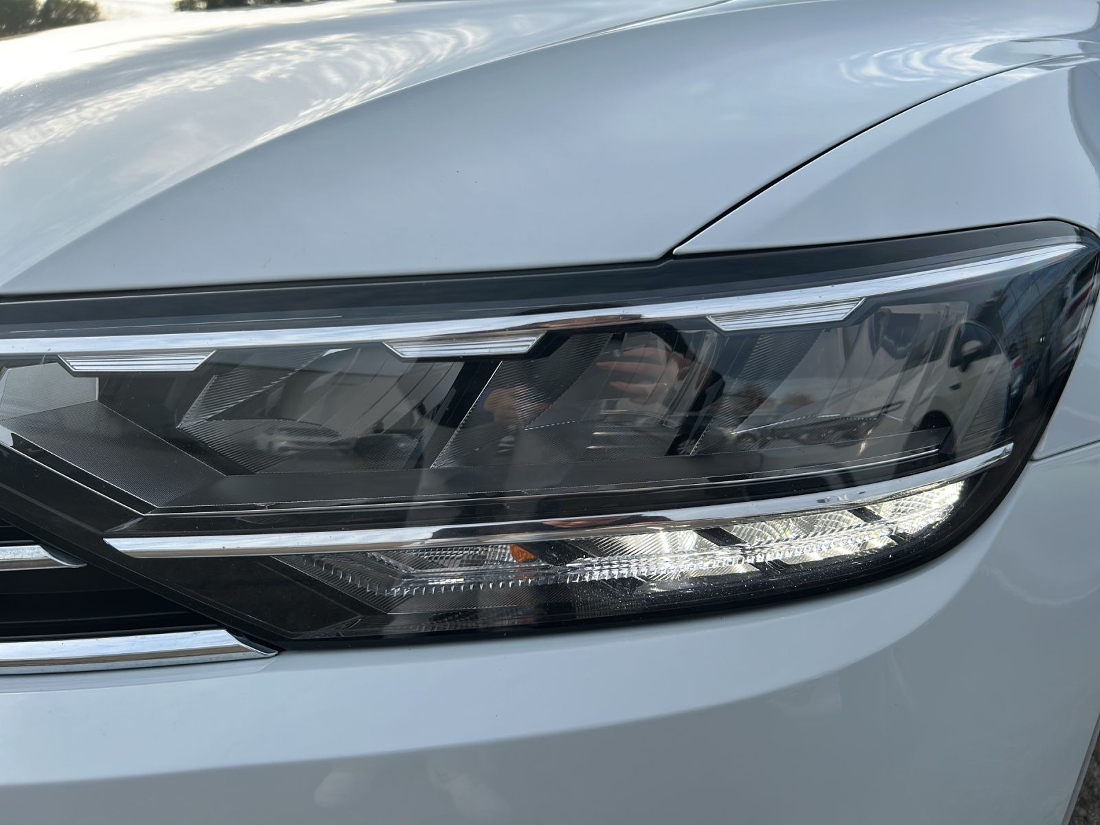 Fahrzeugabbildung Volkswagen Passat Variant Business TDI DSG LED ACC SHZ Rear