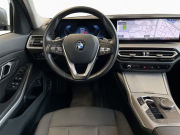 BMW 318 - 12