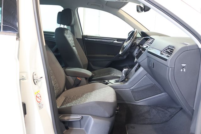 Volkswagen Tiguan Life 1.4 eHybrid AID+CARPLAY+ACC+LED+18"