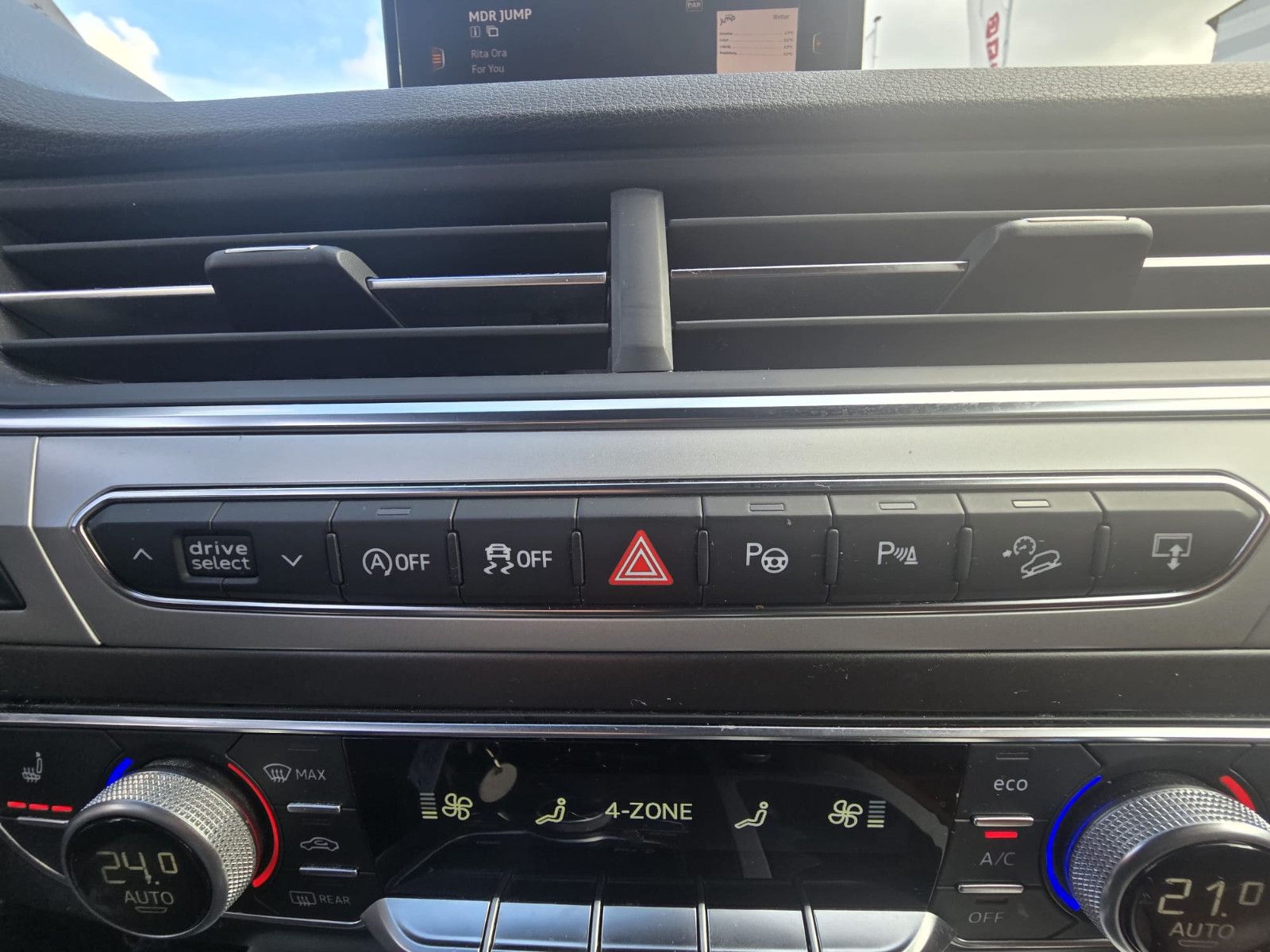 Fahrzeugabbildung Audi Q7 3.0 TDI quattro S-LINE TOP-AUSTATTUNG