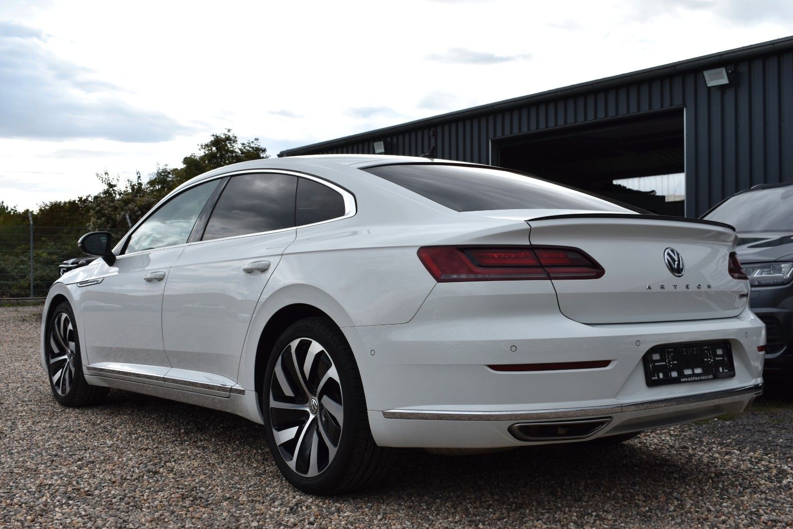 Volkswagen Arteon R-Line 4Motion PANO AHK STH MASAGE DYNAUD foto 4