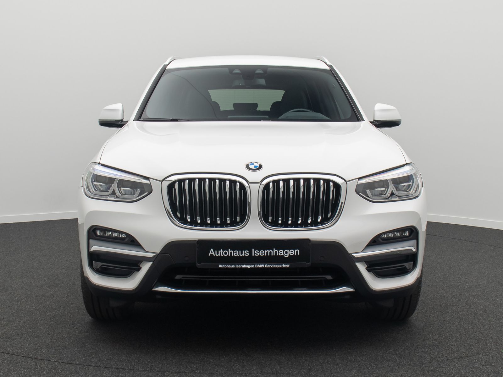 Fahrzeugabbildung BMW X3 xD20d Luxury Line DisplKey DAB Kamera AHK 18"