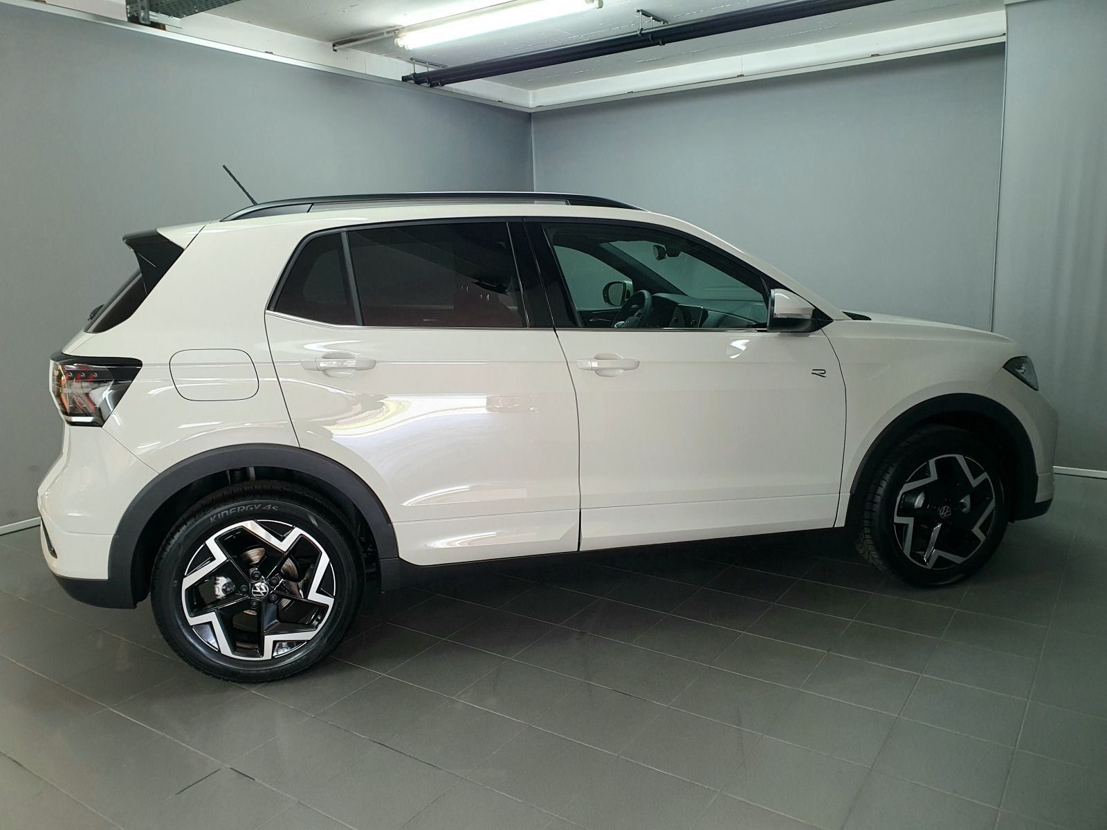 Volkswagen T-Cross R-Line 1.0TSI ACC RFK IQ.LIGHT Matrix foto 3