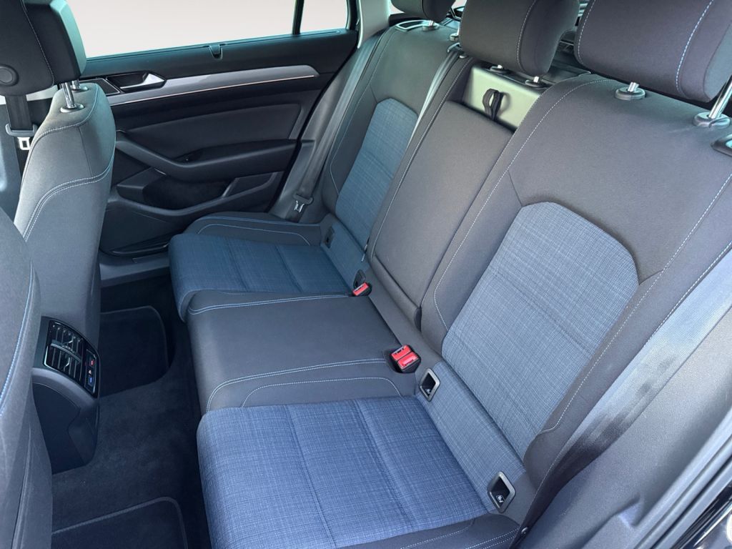 Fahrzeugabbildung Volkswagen Passat Variant 1.4 TSI Plug-In-Hybrid DSG GTE