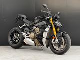 Ducati Streetfighter V4S - DUCATI ST4