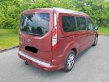 Ford Grand Tourneo Connect Titanium 1.5 TDCi PANO AHK - rote Ford Grand Tourneo