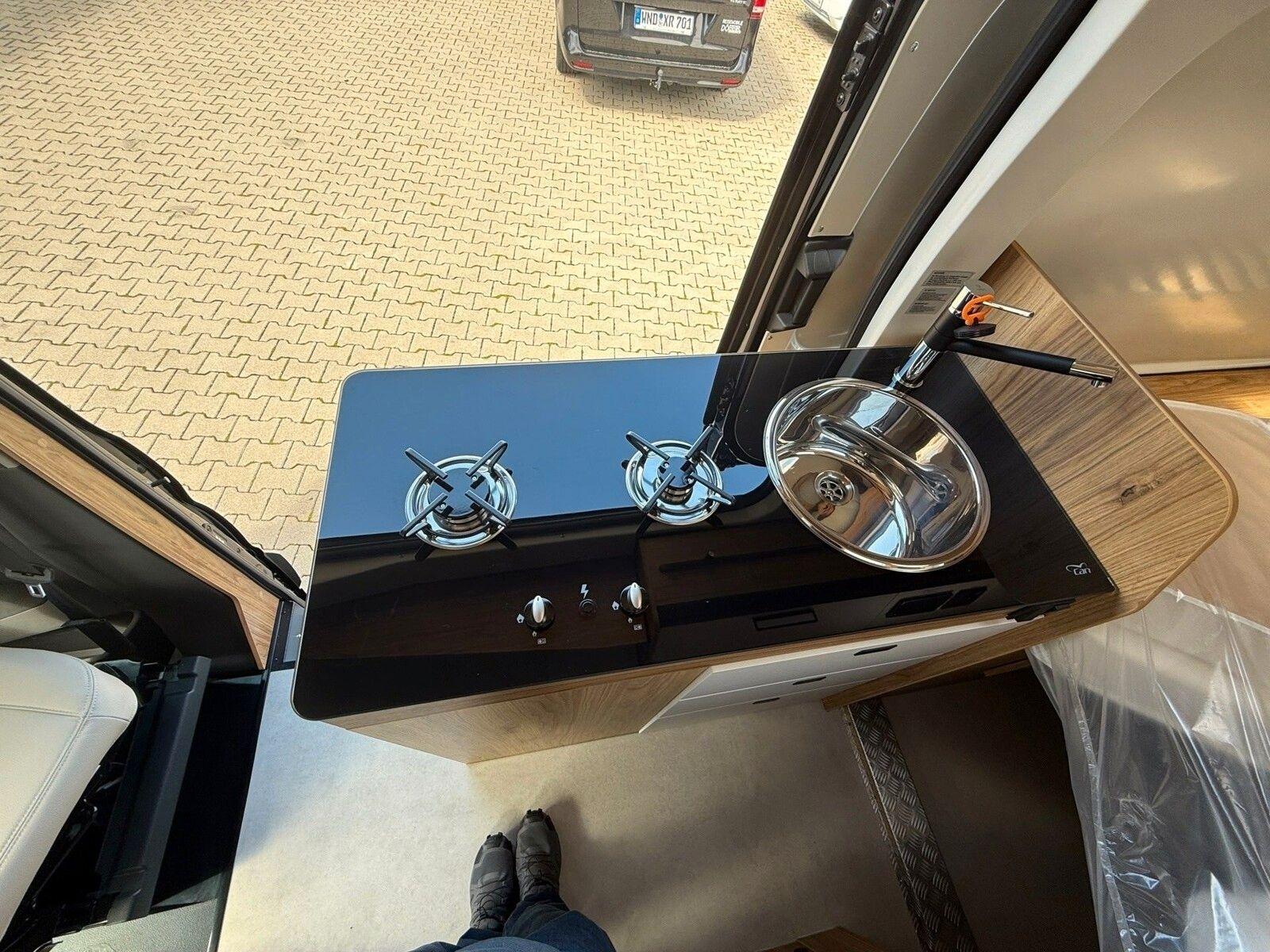 Fahrzeugabbildung Karmann Dexter 4x4 DE 570 AW Allrad 4x4, Rückfahrkamera