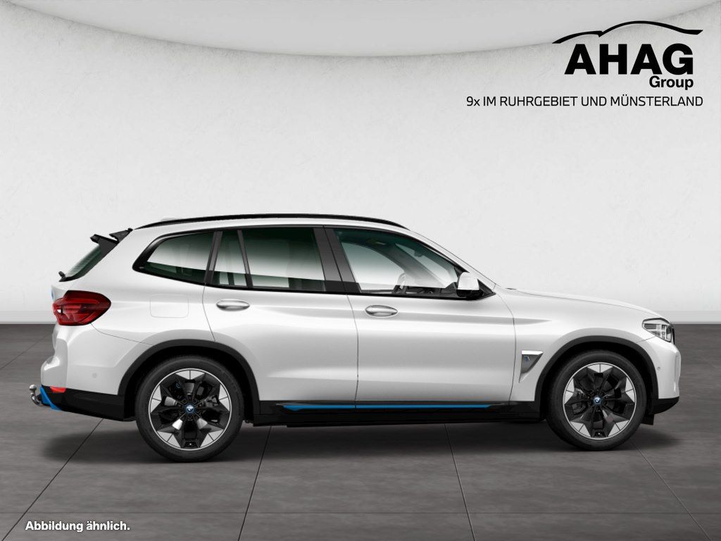 BMW iX3 - Bild 8