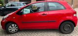 Toyota Yaris Benzin Rot 101 PS Tüv bis 10/26 - Toyota Yaris Gebrauchtwagen in Osnabrück