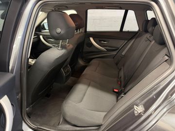 BMW 320 - 12