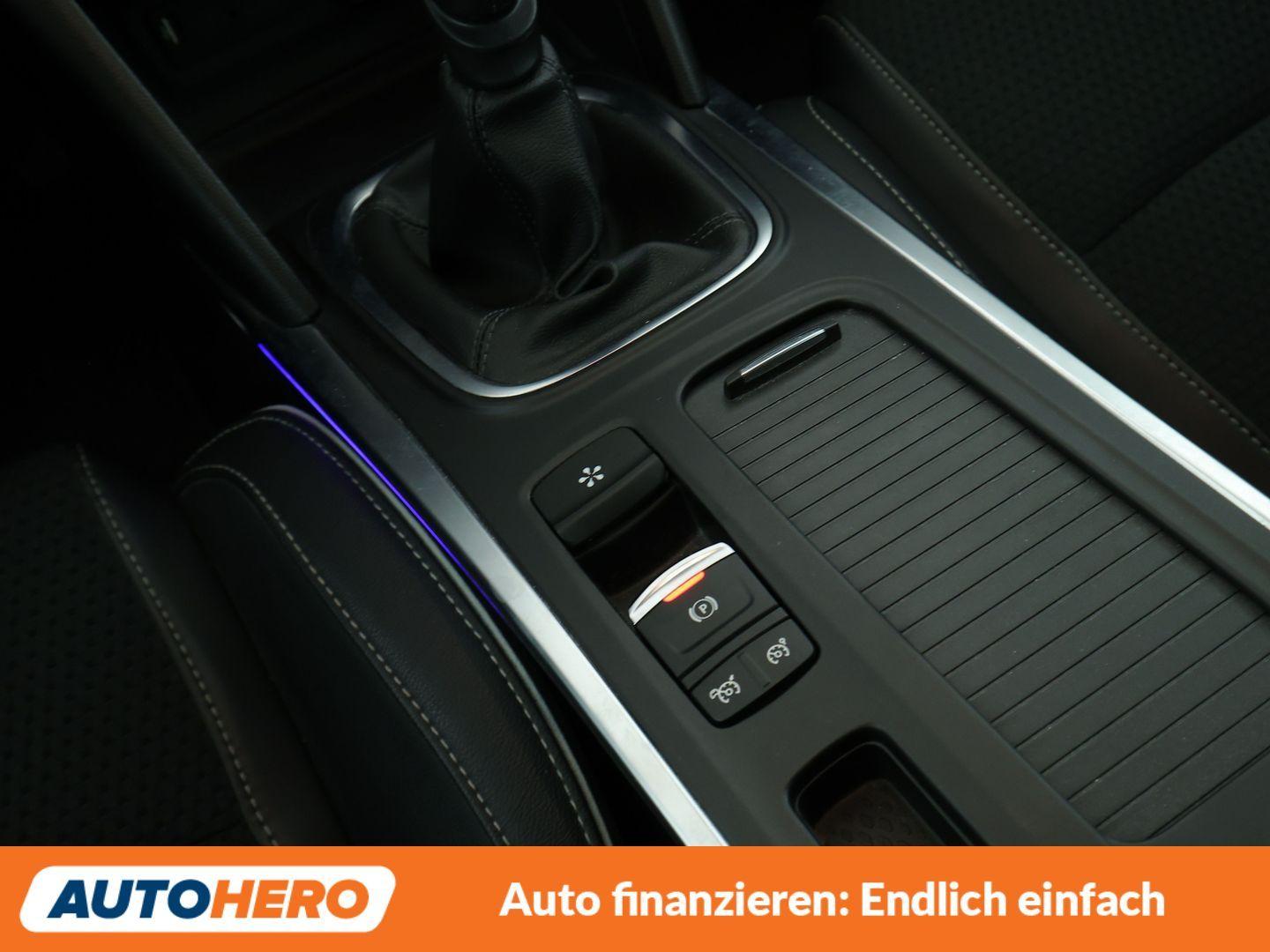 Renault Megane 1.3 TCe BOSE-Edition *NAVI*ACC*PDC*SHZ*