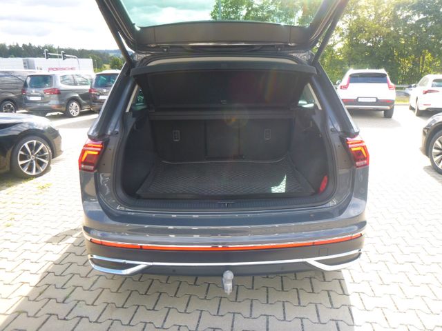 Fahrzeugabbildung Volkswagen Tiguan 1,5 TSI Elegance >AUT/AHK/NAV/Matrix-LED<