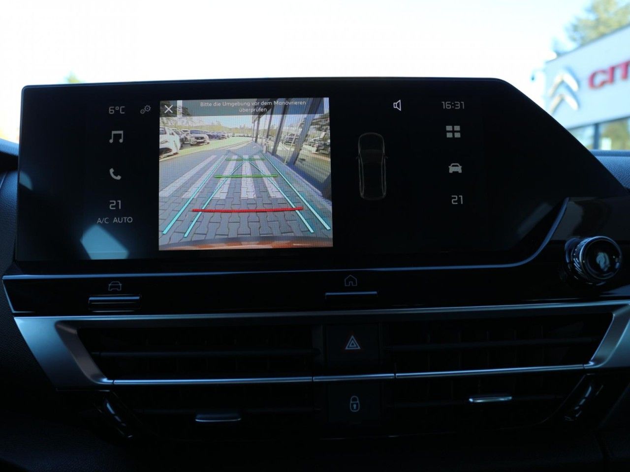 Fahrzeugabbildung Citroën ë-C4 FEEL 136