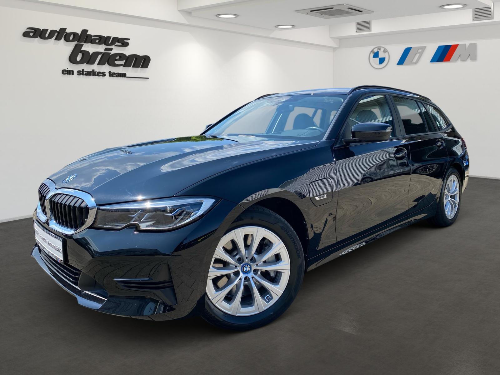 BMW 330e Touring Advantage Head-Up DAB WLAN Shz PDC