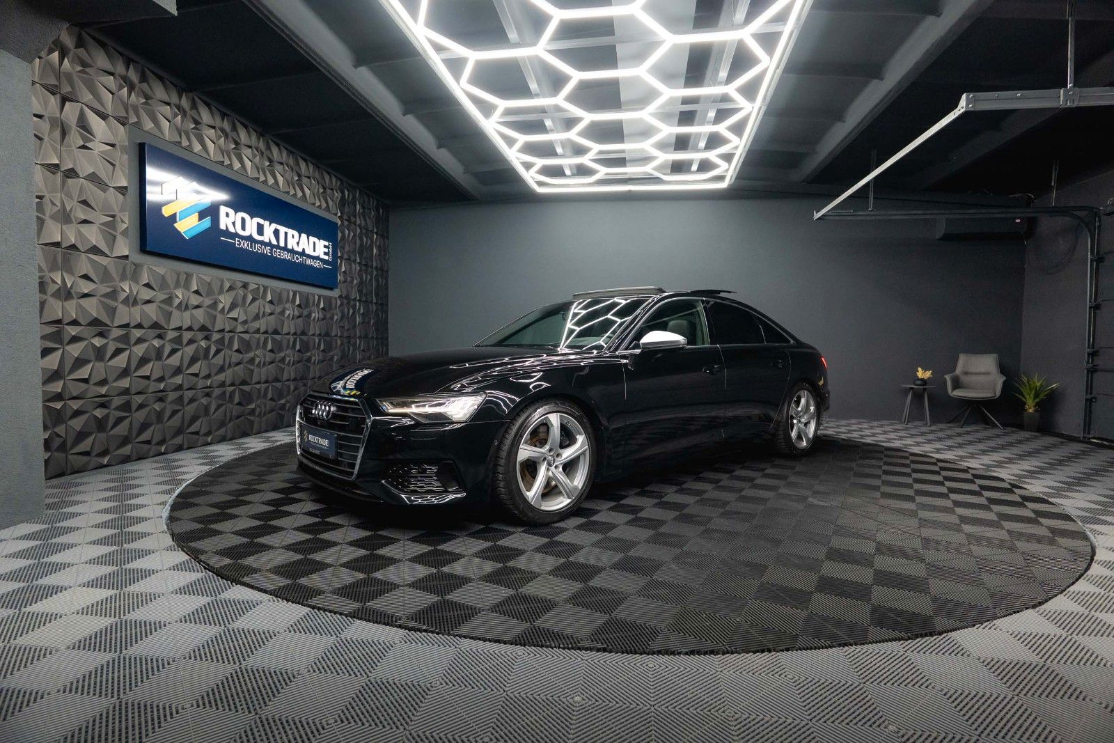 Fahrzeugabbildung Audi A6 55 TFSI quattro S-Line Plus *ACC*Pano*LED*DAB