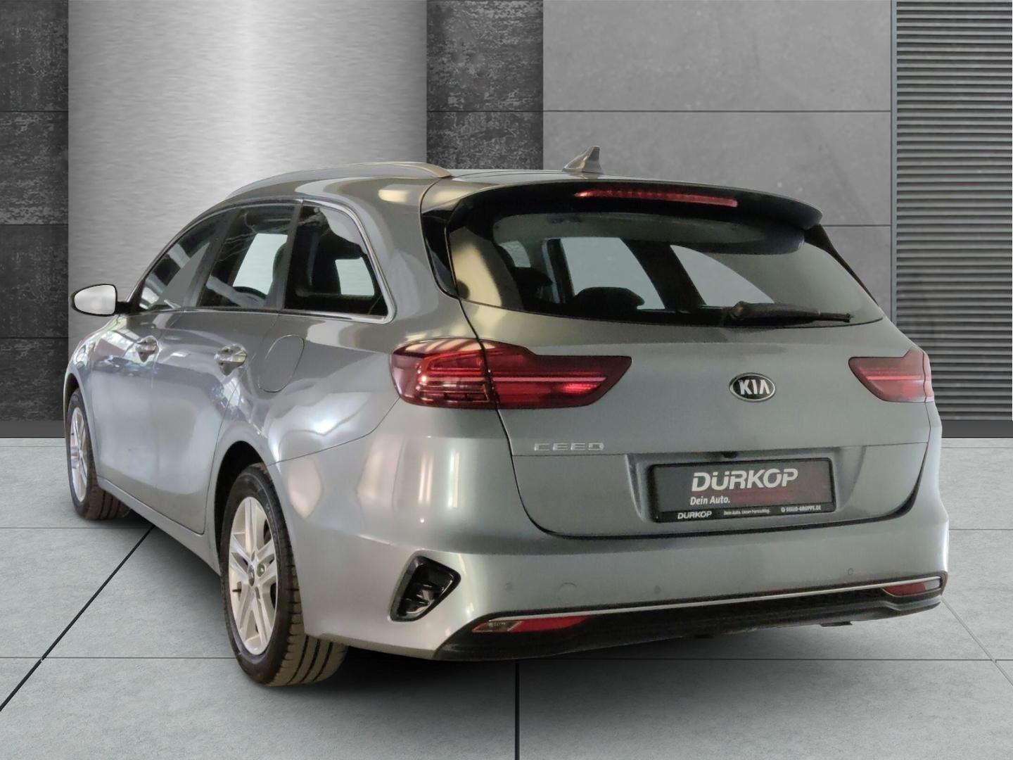 Kia Ceed_sw 1.5 Vision Navi Sitzheizung AHK-abnehmba
