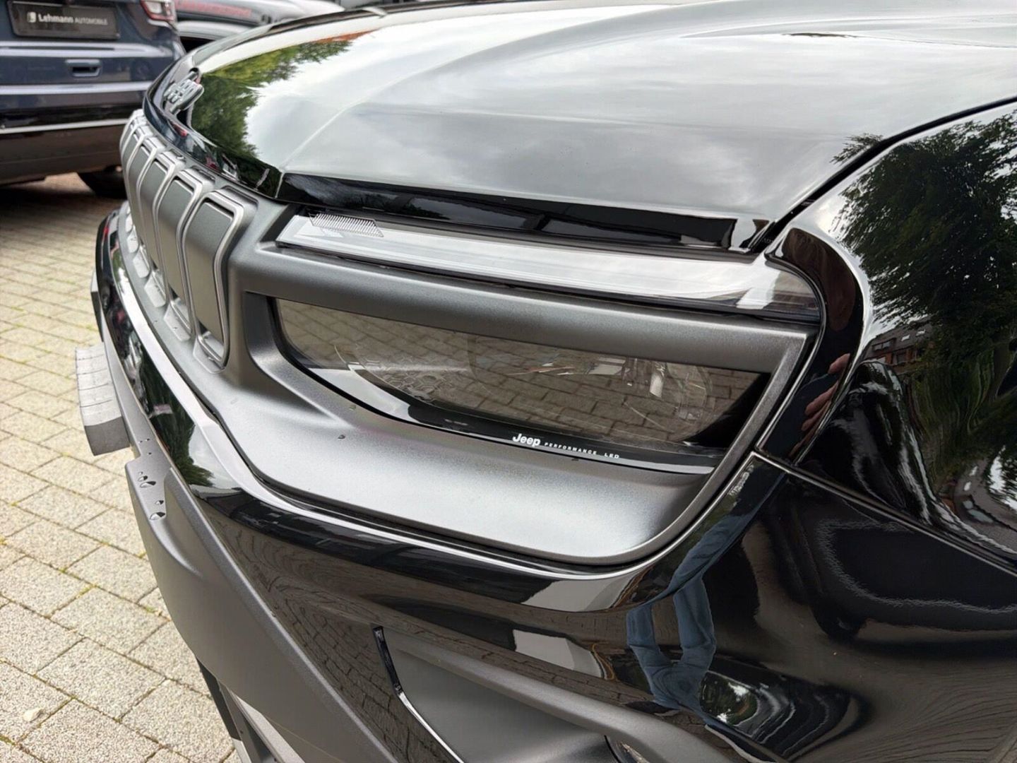 Fahrzeugabbildung Jeep Avenger Overland Mild-Hybrid 4xe-Leder-Panoramad