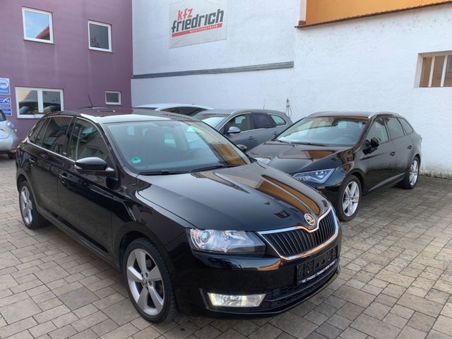 Skoda Rapid Spaceback Joy Navi Tempo