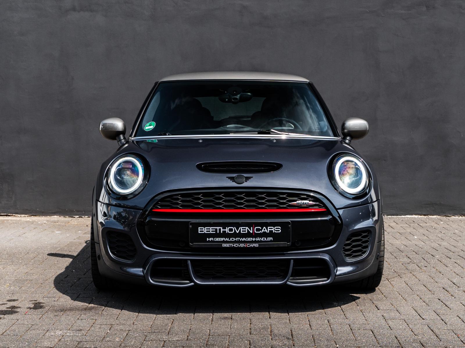 MINI JOHN COOPER WORKS GP Mega OPTIK