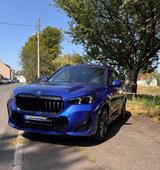 BMW X1 xDrive30e M Sport Pro Portimao Blau, Voll