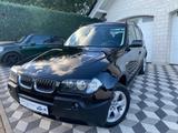 BMW X3 2.5iA      2.HAND AHK PDC KLIMA - BMW X3 aus 2005