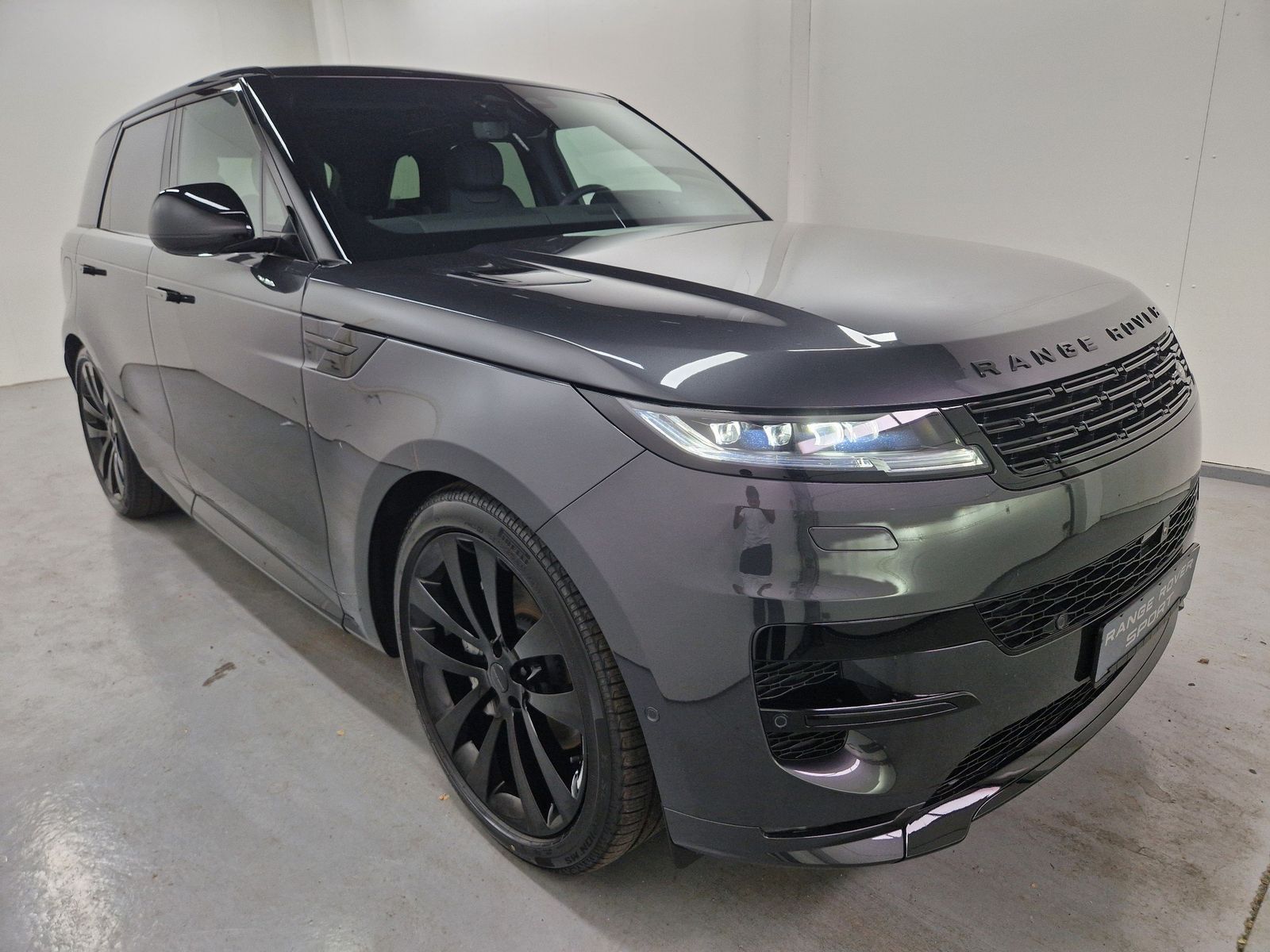 LAND ROVER Range Rover Sport P460e Dynamic HSE Komfort AHK – Bild 5
