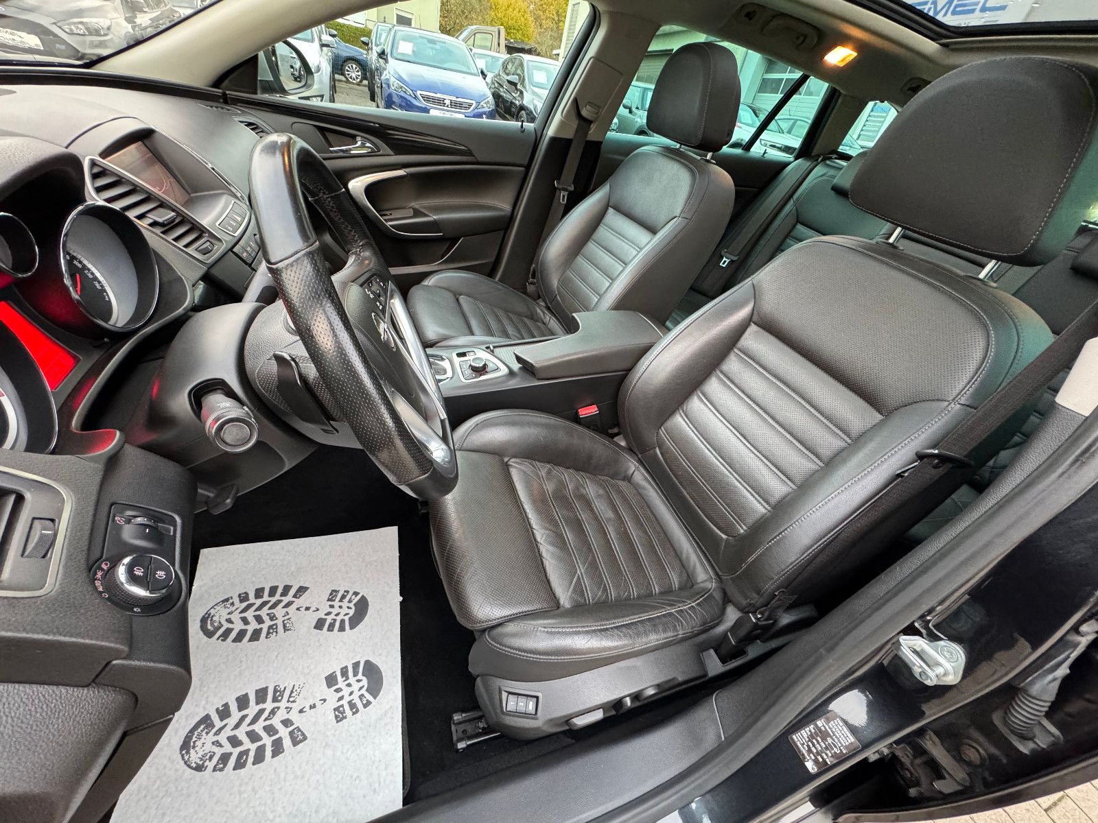 OPEL Insignia, 2010, Benzin, 220 PS