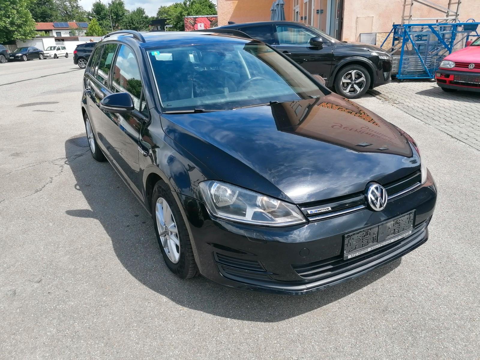 Volkswagen Golf VII Variant Climatronik DAB Navi CAM