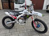 Yamaha YZF 450 (yz 450 f) - YAMAHA YZ450F