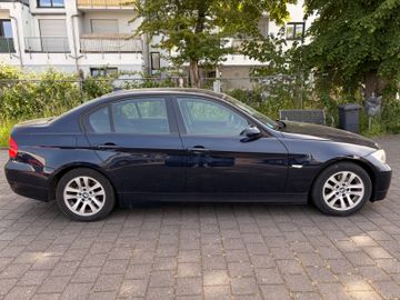 BMW 318 - 4