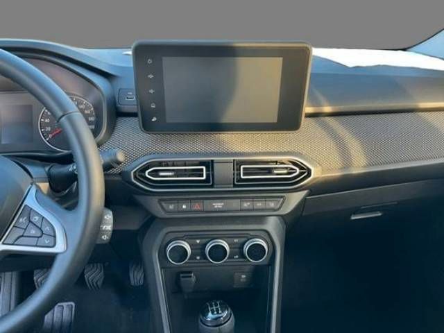 Fahrzeugabbildung Dacia Sandero Expression TCe 90