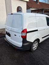 Ford Transit Courier Kasten - gebrauchte Ford Transit Courier aus dem Jahr 2015