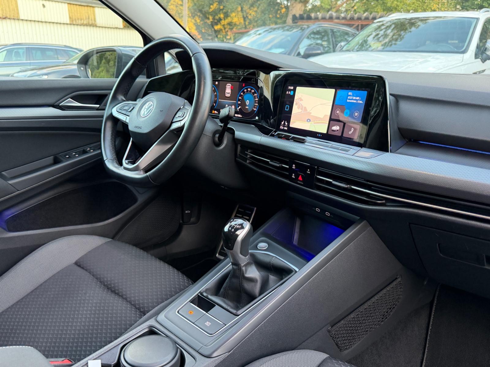 Volkswagen Golf VIII Lim. Active/LED/NAVI/Alu/Top Zustand., миниатюра 28