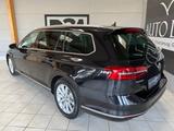 Volkswagen Passat Variant Highline 4Motion/LED/ACC/DCC - mit Diesel-Antrieb: Alcantara, mit Navigationssystem, Kombi
