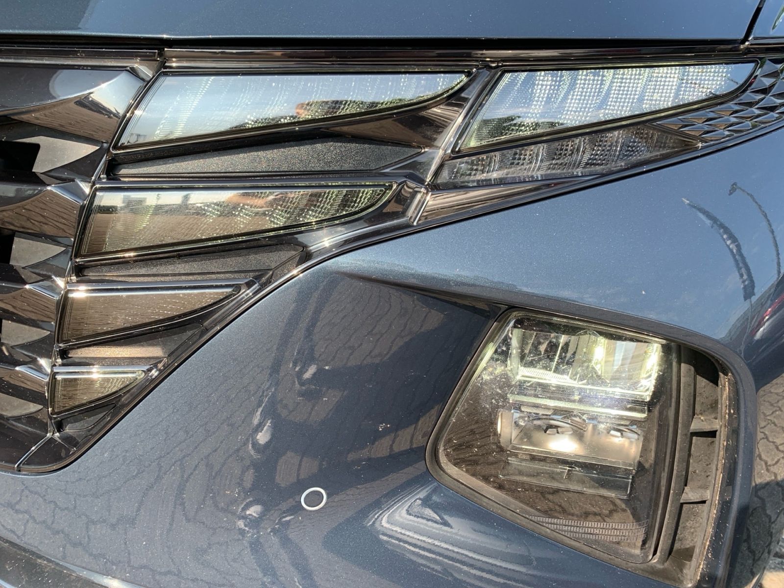 Fahrzeugabbildung Hyundai TUCSON 1.6 T-GDI Trend Hybrid 4WD AssiPaket