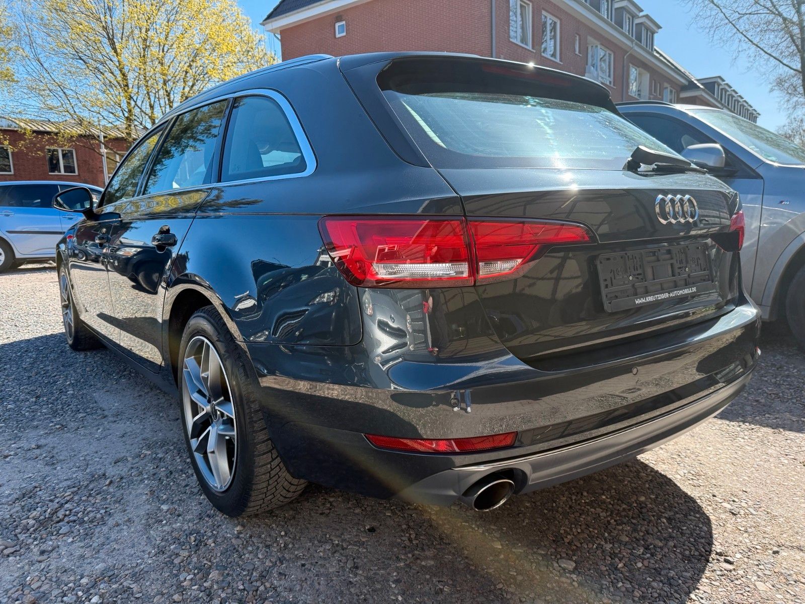 Fahrzeugabbildung Audi A4 Avant sport ultra