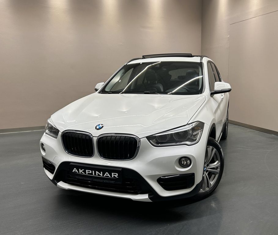 BMW X1 xDrive20d Sport Line Autom. *PANO*AHK*LED* - 2018