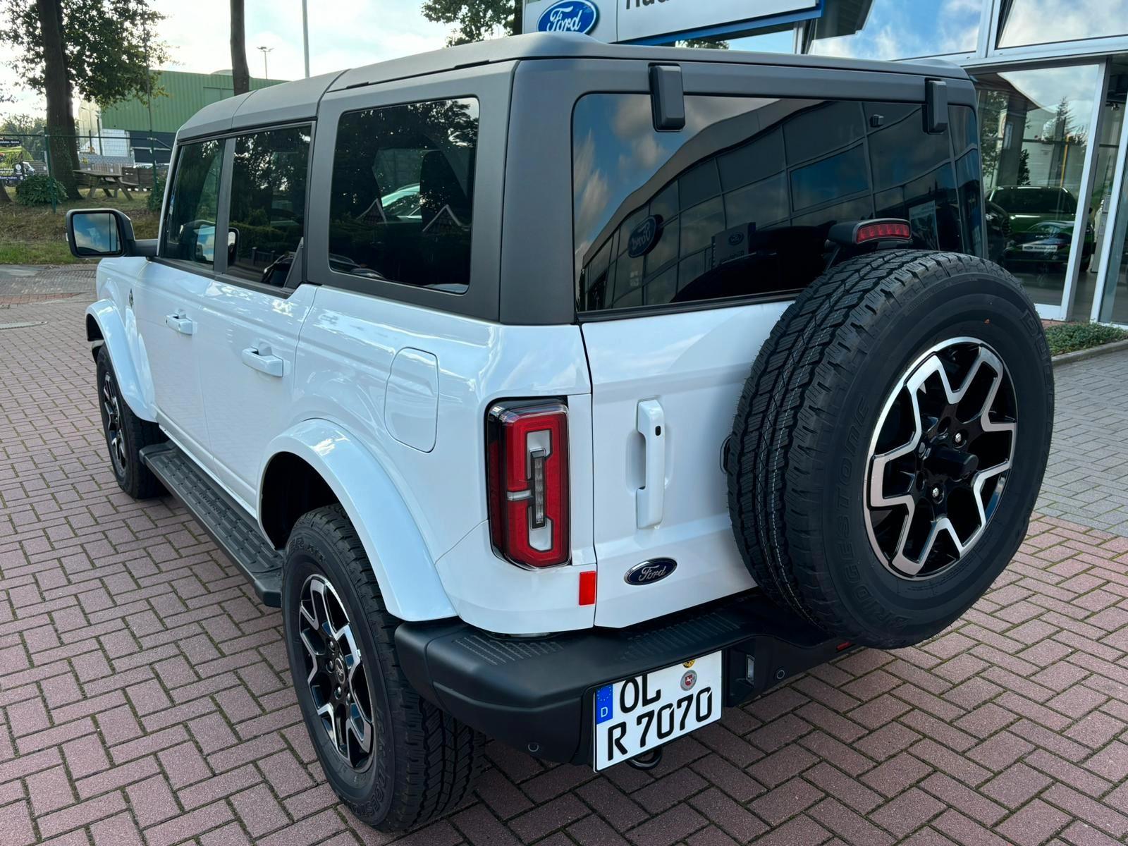 Ford Bronco 2.7 l EcoBoost Outer Banks 4x4 Automatik