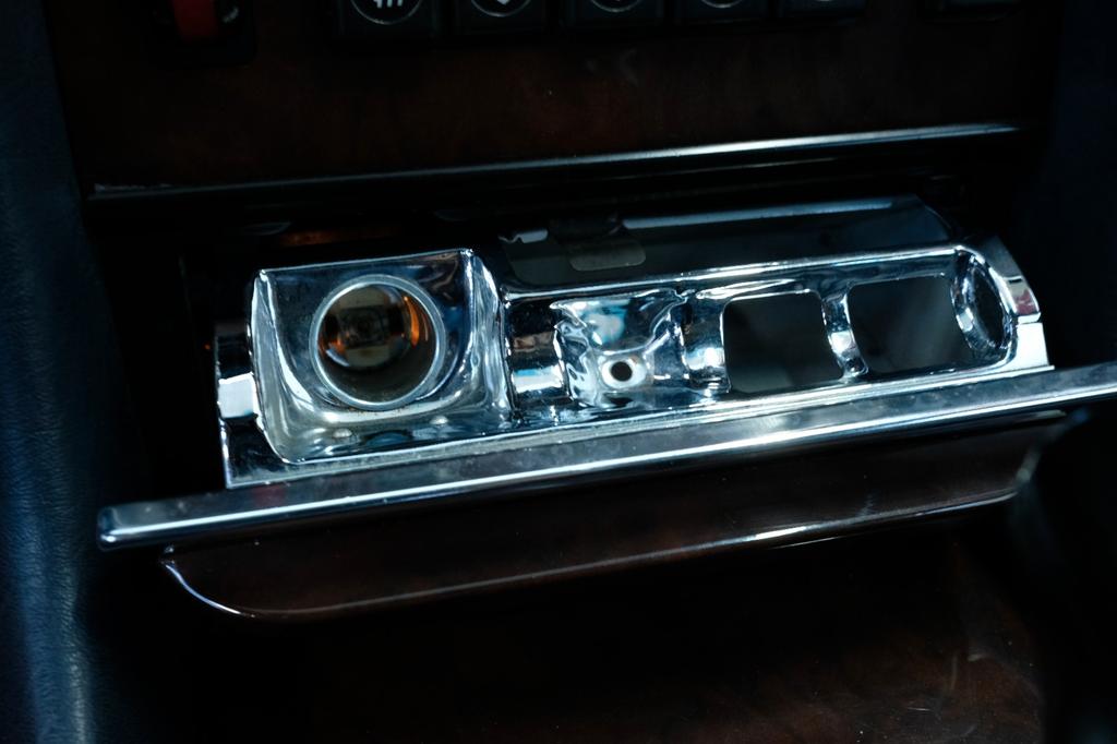 Mercedes-Benz SL 560