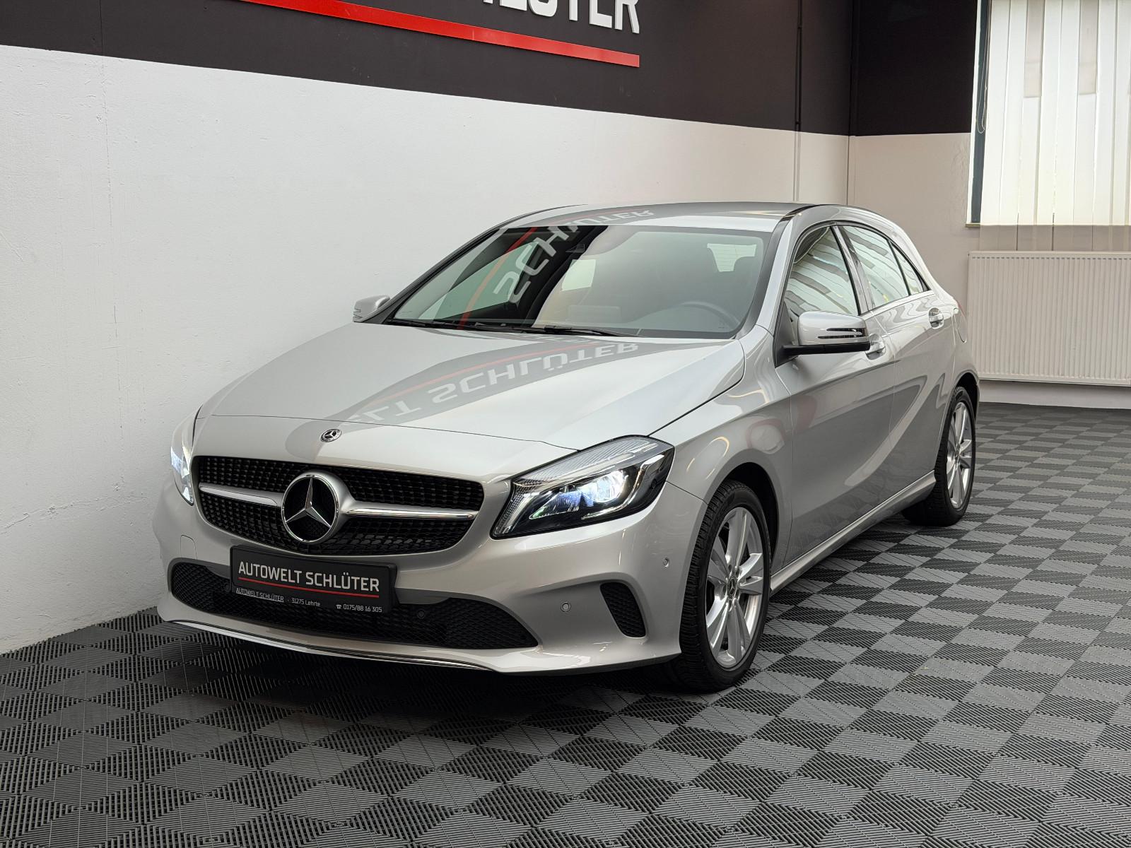 Mercedes-Benz A 220 Urban 4Matic Automatik Navi*SHZ*LED*PDC