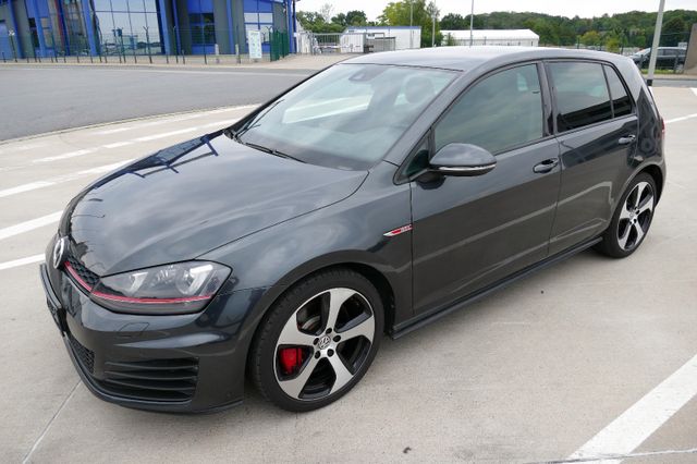 Volkswagen Golf 2.0 TSI BMT GTI Performance AUS 1.HAND DCC