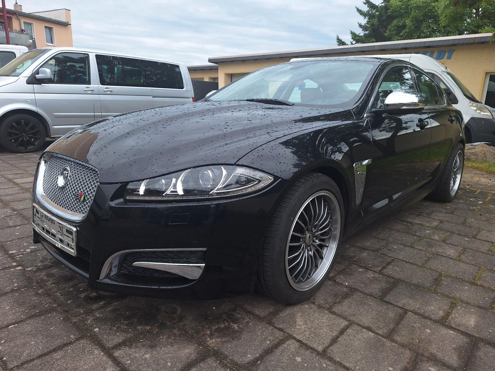 Jaguar XF *Xenon+Kamera+Memory+Keyless+Sport+19Zoll"