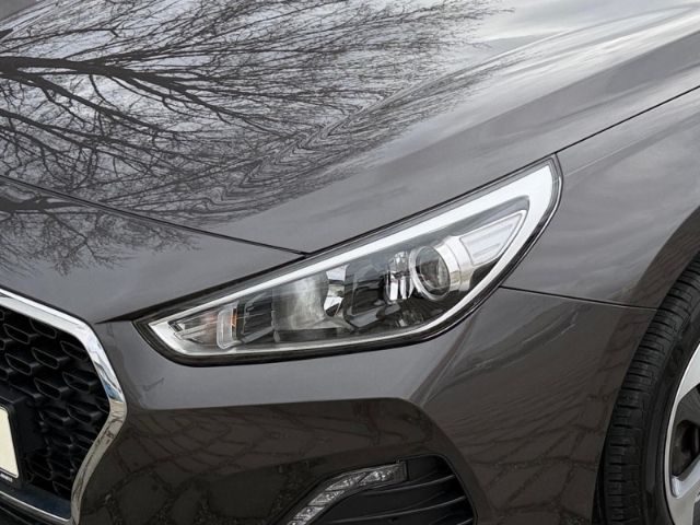 Fahrzeugabbildung Hyundai i30 Select 1.4 +KLIMA+RADIO+BLUETOOTH+PDC+UVM+