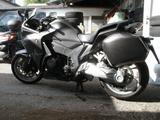 Honda VFR1200F 2 Koffer mit 22560 Km - HONDA MOTORRAD KARDAN