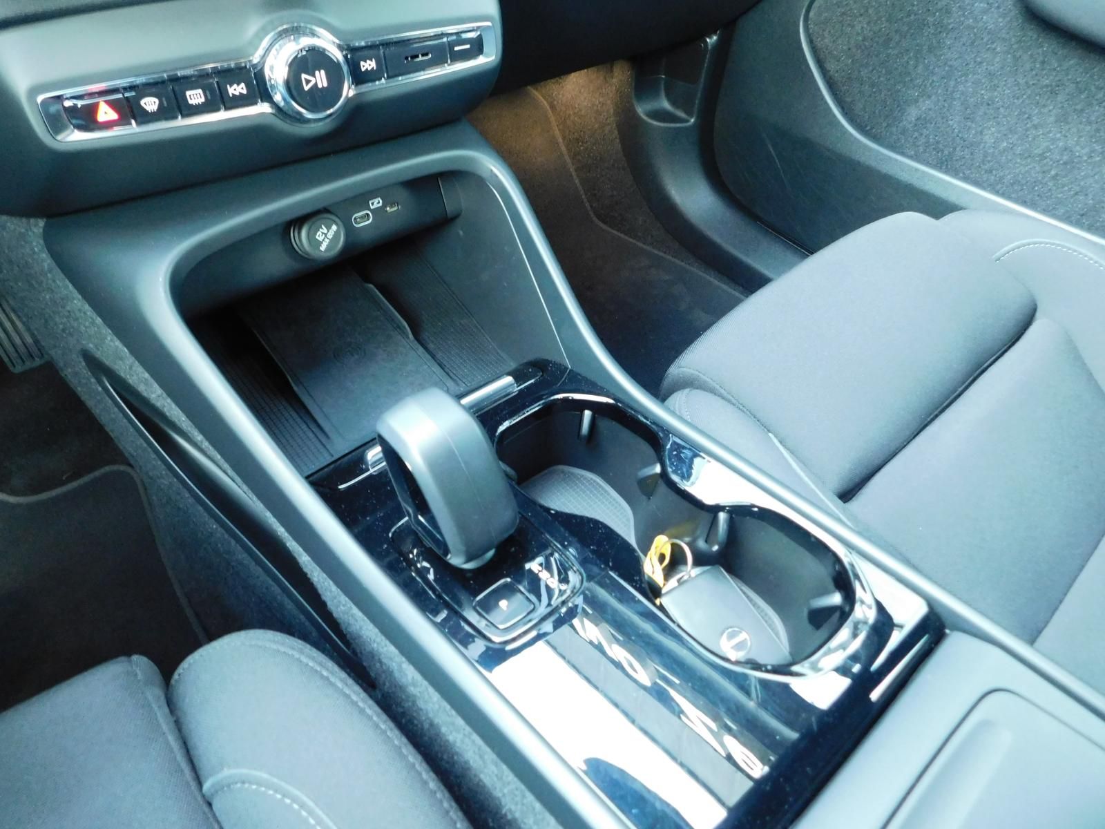 Fahrzeugabbildung Volvo XC40 Recharge Single Motor Plus