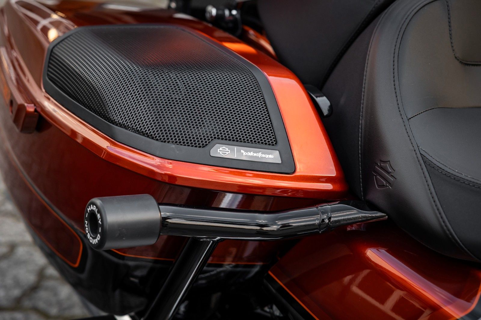 Fahrzeugabbildung Harley-Davidson CVO Street Glide FLHXSE 121 Cui - KESSTECH -