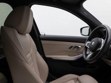Fahrzeugabbildung BMW M340d xD DAB CockPitPro PDC Stop&Go AHK Alarm