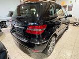 Mercedes-Benz B 180 CDI AUTOMATIK LEDER NAVI KLIMA PDC TOP GEP - gebrauchte Mercedes-Benz B 180 aus dem Jahr 2011