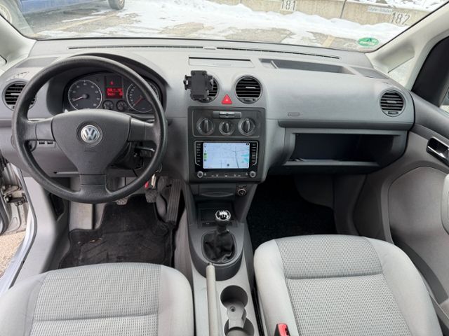 Fahrzeugabbildung Volkswagen Caddy Rollstuhlrampe