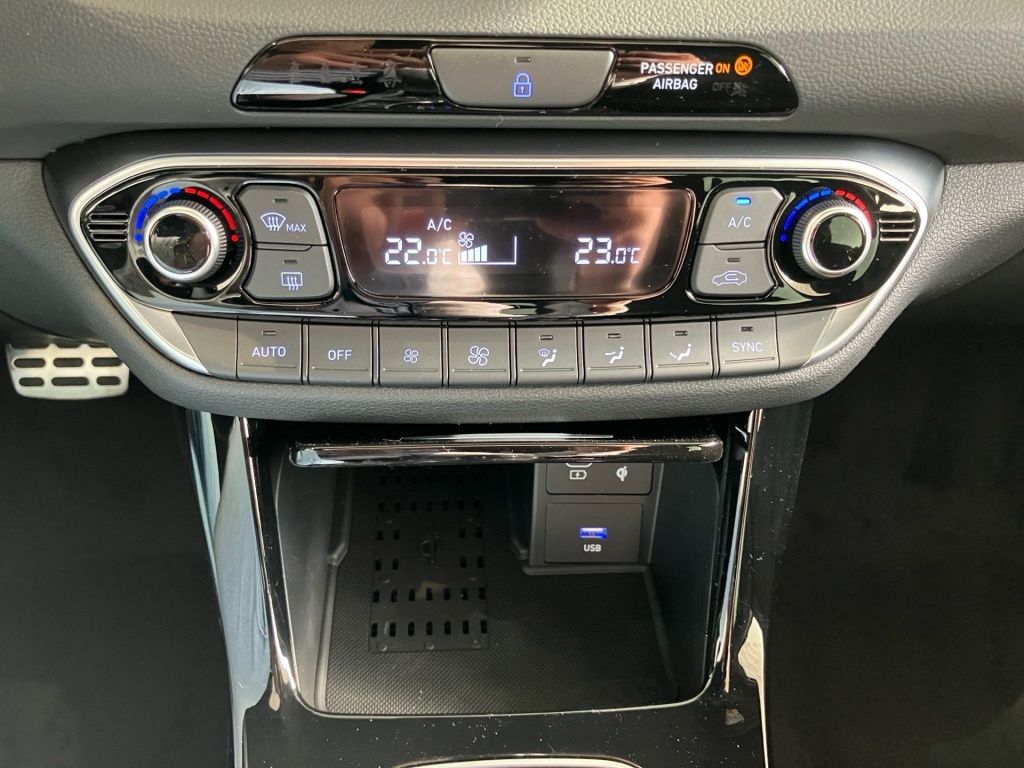 Fahrzeugabbildung Hyundai i30 Kombi 1.6 T-GDI 7-DCT N-Line 2xKlima AUT LED